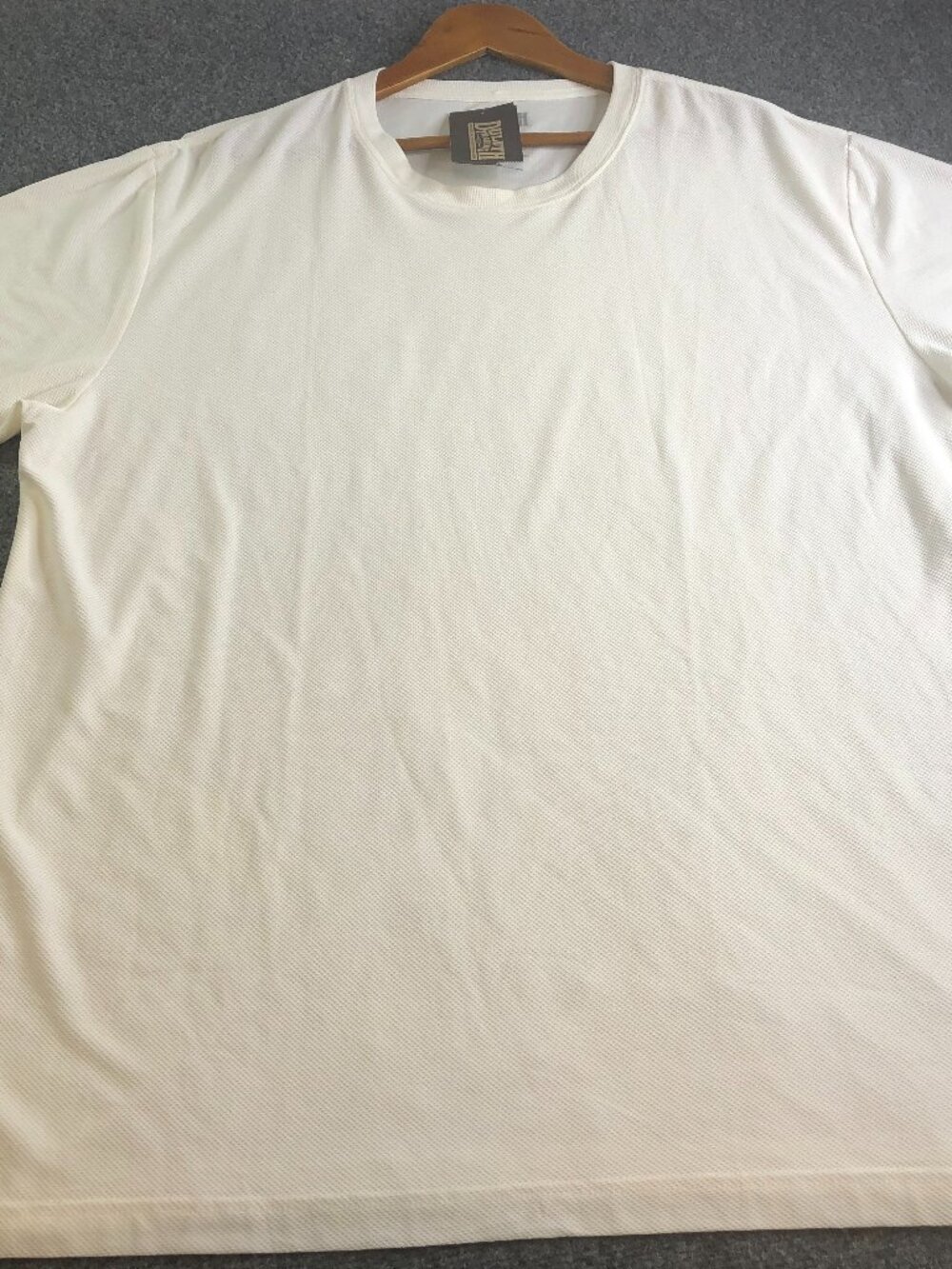 Duluth Trading Performance Undershirt Mens 3XL Beige Buck Naked Travel Crew